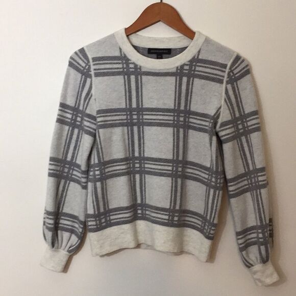 Banana Republic plaid sweater‎ - Picture 2 of 5